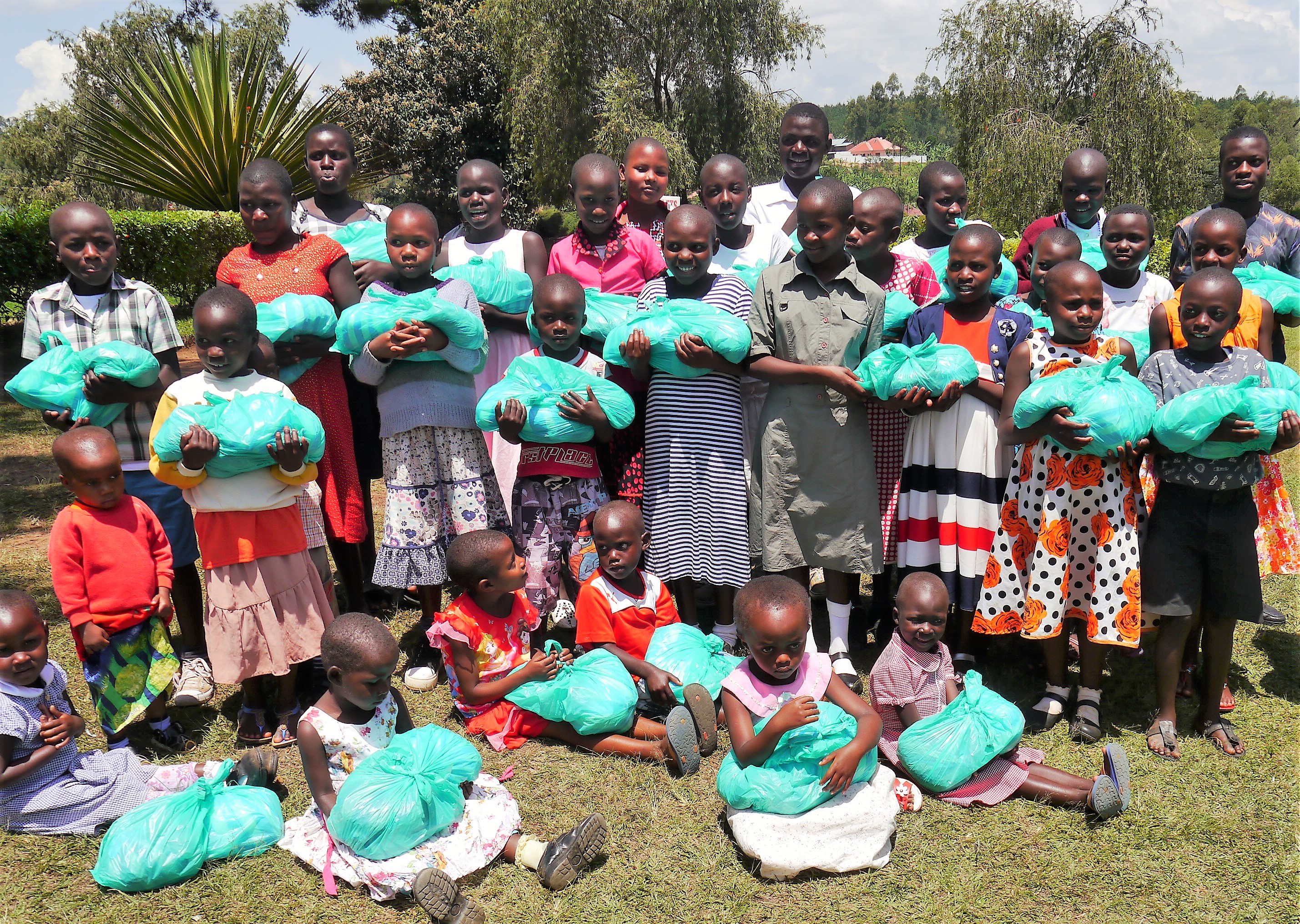 Children happy to receive food