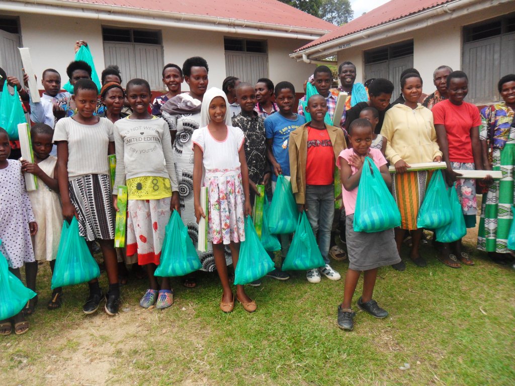 Receiving Christmas Food